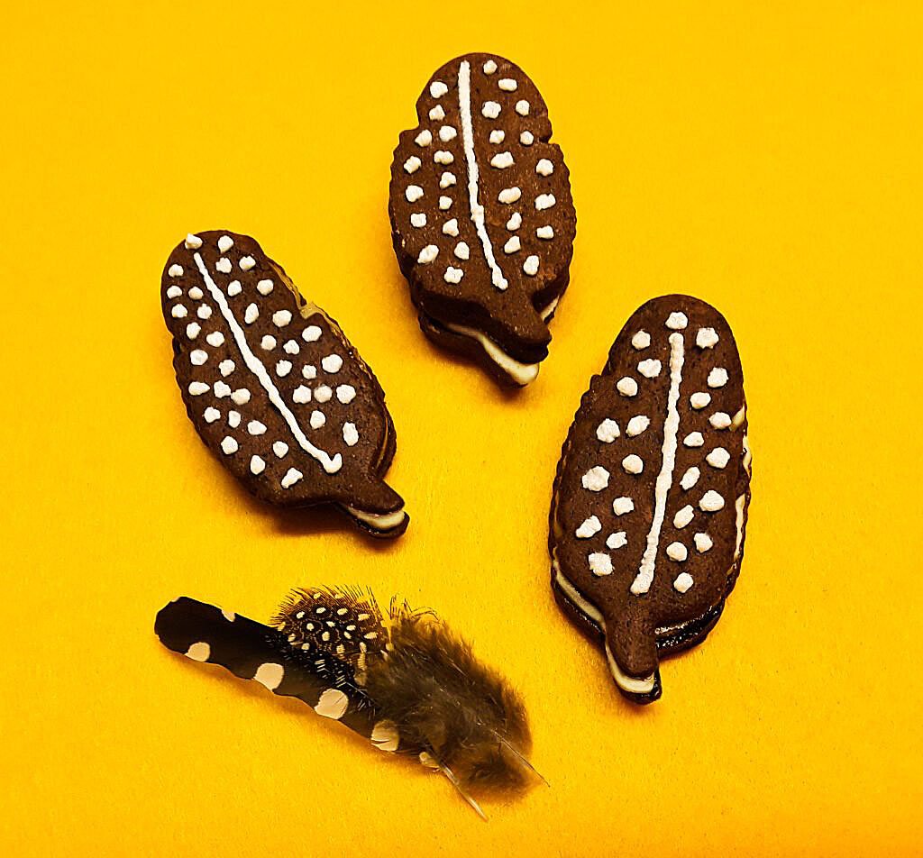 Perlhuhnfeder-Kekse, Guinea Fowl cookies